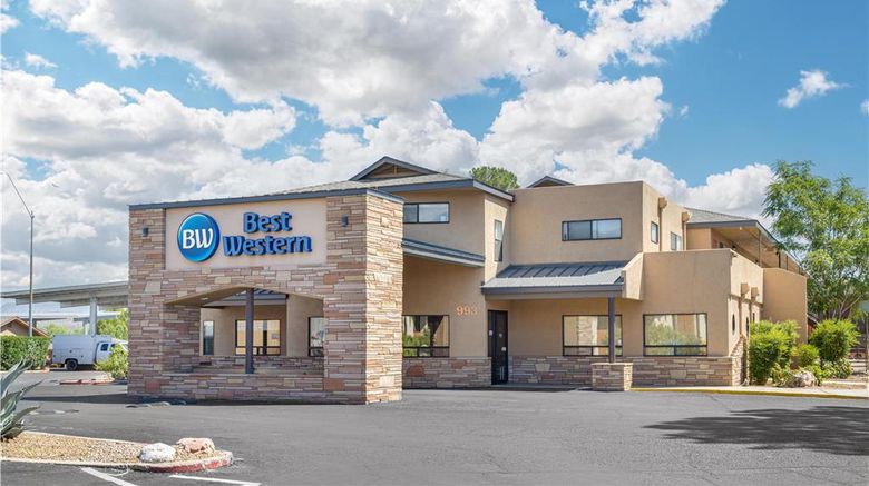 <b>Best Western Cottonwood Inn Exterior</b>. Images powered by <a href="https://iceportal.shijigroup.com/" title="IcePortal" target="_blank">IcePortal</a>.