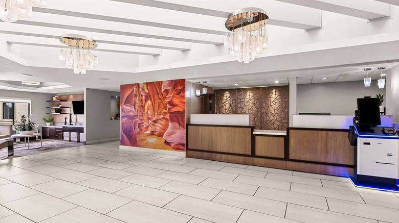 <b>Best Western Plus at Lake Powell Lobby</b>. Images powered by <a href="https://iceportal.shijigroup.com/" title="IcePortal" target="_blank">IcePortal</a>.