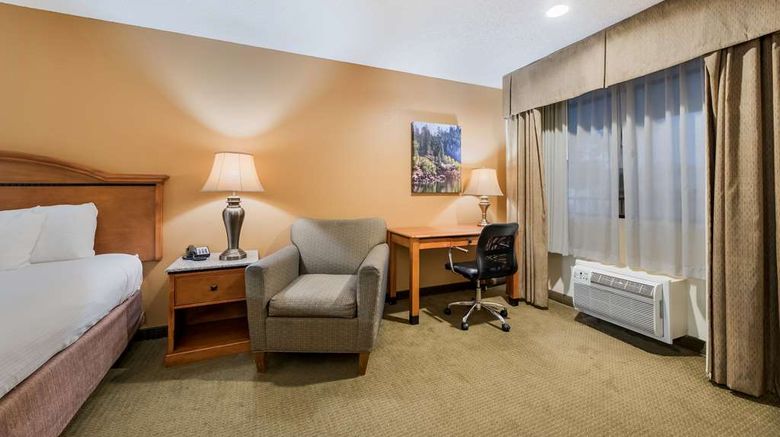 <b>Best Western Sunrise Inn Room</b>. Images powered by <a href="https://iceportal.shijigroup.com/" title="IcePortal" target="_blank">IcePortal</a>.