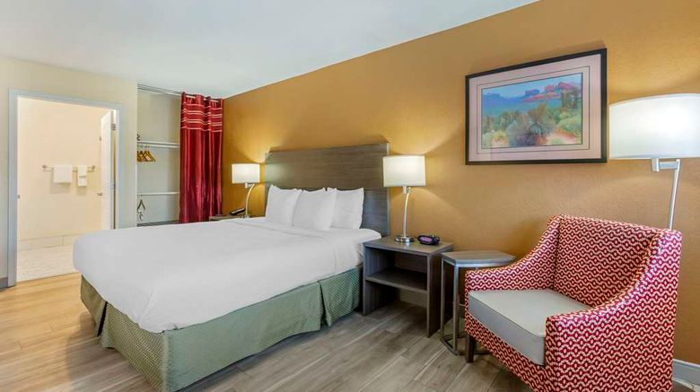 <b>Best Western Superstition Springs Room</b>. Images powered by <a href="https://iceportal.shijigroup.com/" title="IcePortal" target="_blank">IcePortal</a>.