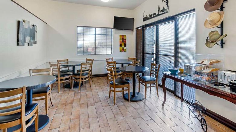 <b>Best Western Superstition Springs Restaurant</b>. Images powered by <a href="https://iceportal.shijigroup.com/" title="IcePortal" target="_blank">IcePortal</a>.