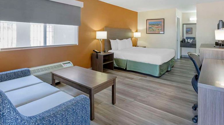 <b>Best Western Superstition Springs Room</b>. Images powered by <a href="https://iceportal.shijigroup.com/" title="IcePortal" target="_blank">IcePortal</a>.