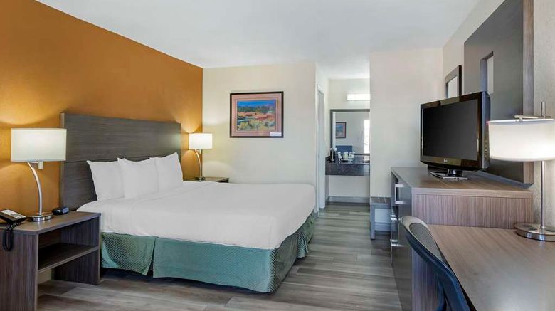 <b>Best Western Superstition Springs Room</b>. Images powered by <a href="https://iceportal.shijigroup.com/" title="IcePortal" target="_blank">IcePortal</a>.