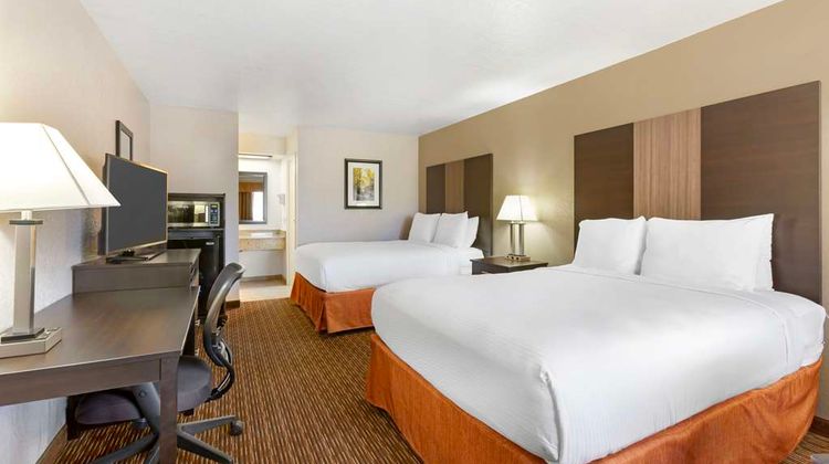 Best Western Sawmill Inn Room
