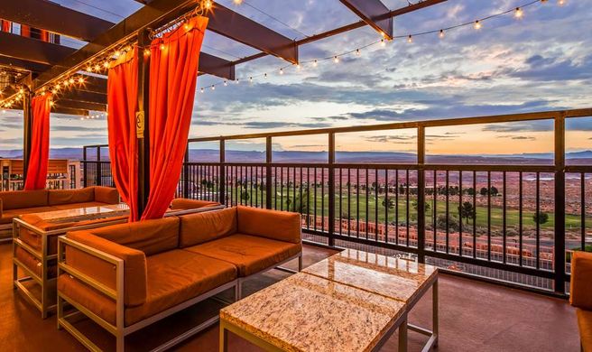 Best Western View of Lake Powell Hotel Exterior
