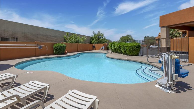<b>Best Western Inn of Chandler Pool</b>. Images powered by <a href="https://iceportal.shijigroup.com/" title="IcePortal" target="_blank">IcePortal</a>.