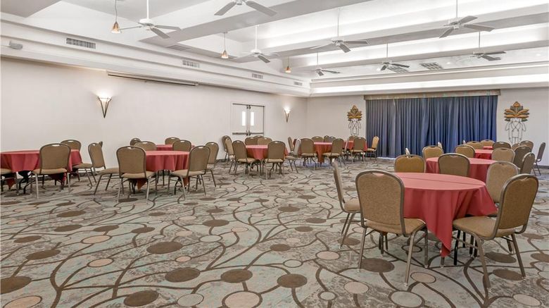 <b>Best Western Gold Canyon Inn & Suites Meeting</b>. Images powered by <a href="https://iceportal.shijigroup.com/" title="IcePortal" target="_blank">IcePortal</a>.