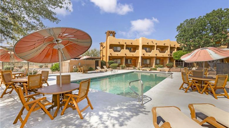 <b>Best Western Gold Canyon Inn & Suites Pool</b>. Images powered by <a href="https://iceportal.shijigroup.com/" title="IcePortal" target="_blank">IcePortal</a>.
