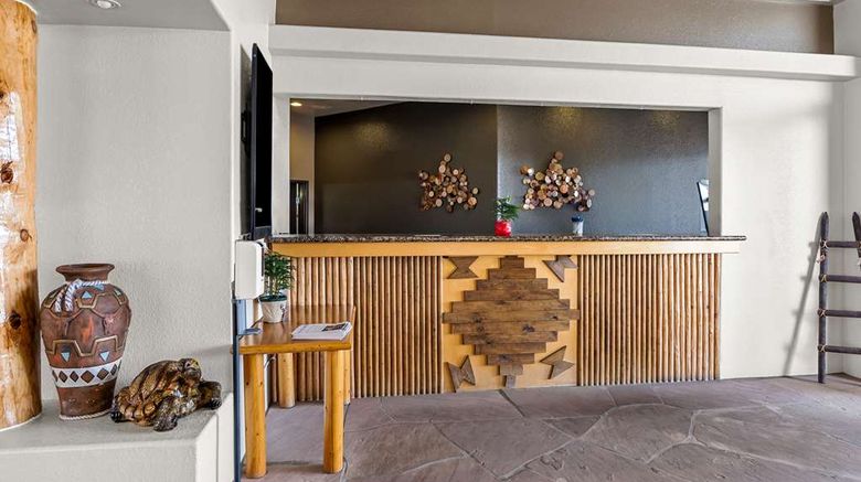 <b>Best Western Apache Junction Inn Lobby</b>. Images powered by <a href="https://iceportal.shijigroup.com/" title="IcePortal" target="_blank">IcePortal</a>.