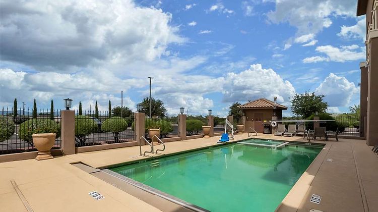 Best Western Douglas Inn & Suites Pool