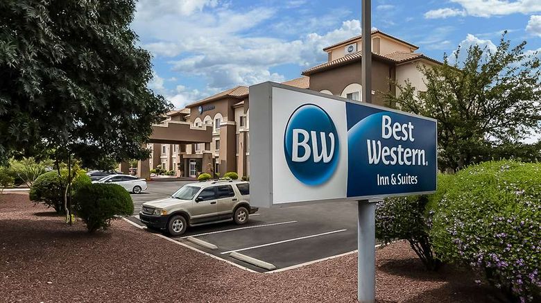 <b>Best Western Douglas Inn & Suites Exterior</b>. Images powered by <a href="https://iceportal.shijigroup.com/" title="IcePortal" target="_blank">IcePortal</a>.