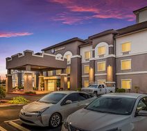 Best Western Douglas Inn & Suites Exterior