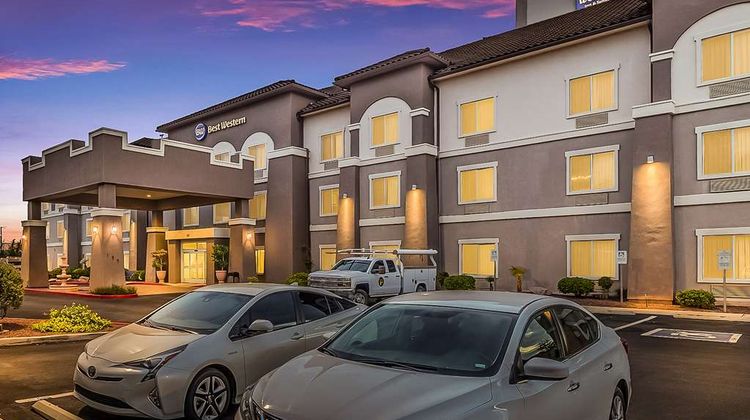 Best Western Douglas Inn & Suites Exterior
