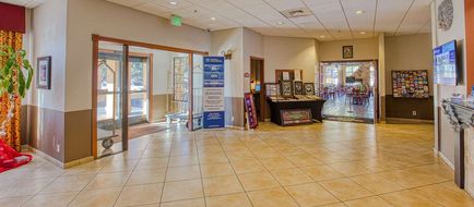 Best Western Green Valley Inn Lobby