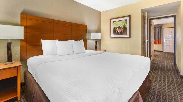 Best Western Plus Scottsdale Thunderbird Room