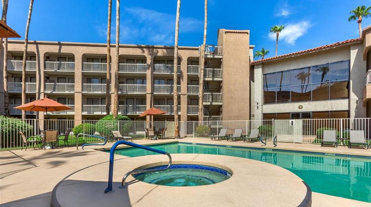 Best Western Plus Scottsdale Thunderbird Pool