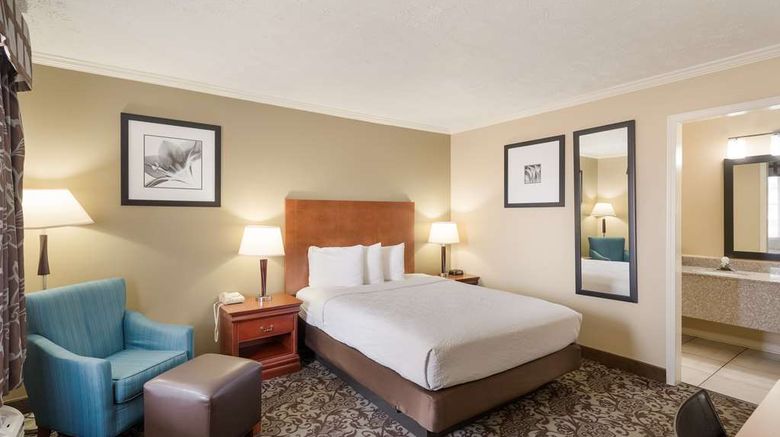 <b>Best Western Conway Room</b>. Images powered by <a href="https://iceportal.shijigroup.com/" title="IcePortal" target="_blank">IcePortal</a>.
