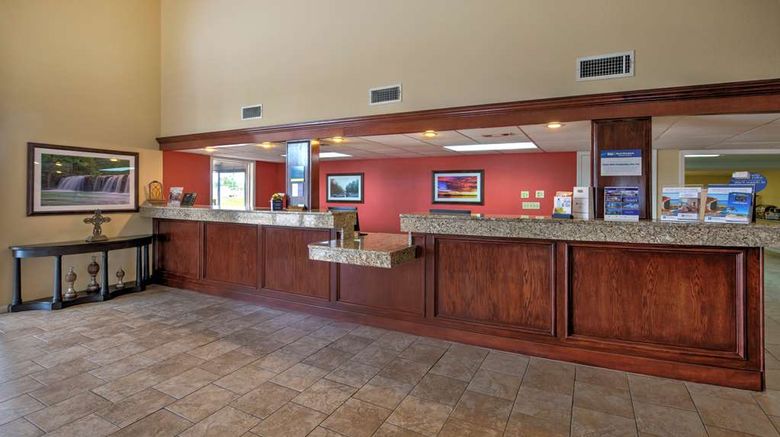 <b>Best Western Inn Lobby</b>. Images powered by <a href="https://iceportal.shijigroup.com/" title="IcePortal" target="_blank">IcePortal</a>.
