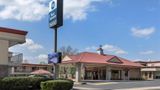 Best Western Winners Circle Exterior