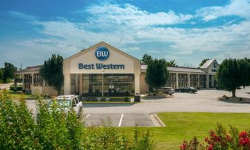 Best Western Windsor Suites