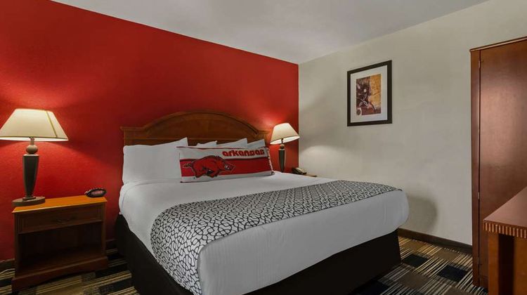 Best Western Windsor Suites Suite