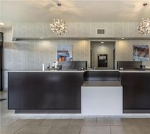 Best Western Plus Castlerock Inn & Stes Lobby