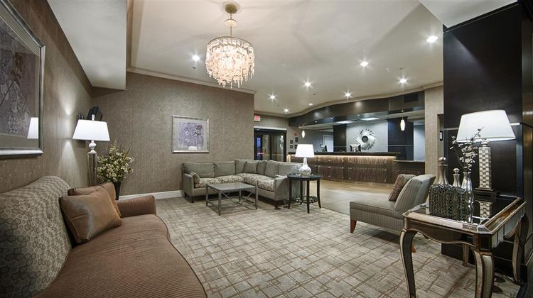 Best Western Plus Texarkana Inn & Suites Lobby