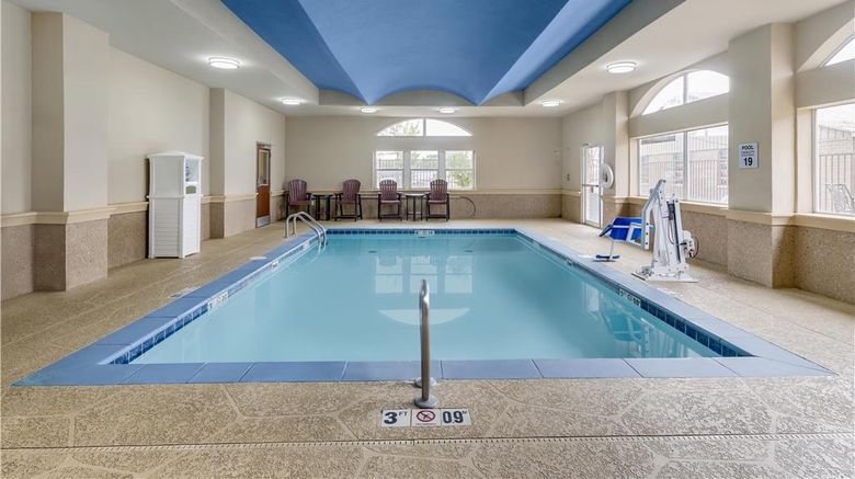 <b>Best Western Plus JFK Inn & Suites Pool</b>. Images powered by <a href="https://iceportal.shijigroup.com/" title="IcePortal" target="_blank">IcePortal</a>.