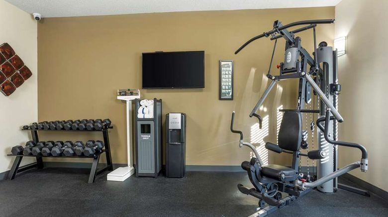 <b>Best Western Plus Searcy Inn Health</b>. Images powered by <a href="https://iceportal.shijigroup.com/" title="IcePortal" target="_blank">IcePortal</a>.