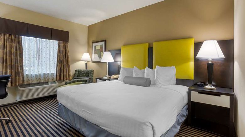 <b>Best Western Plus Searcy Inn Room</b>. Images powered by <a href="https://iceportal.shijigroup.com/" title="IcePortal" target="_blank">IcePortal</a>.