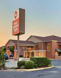 Best Western Plus Lonoke Hotel