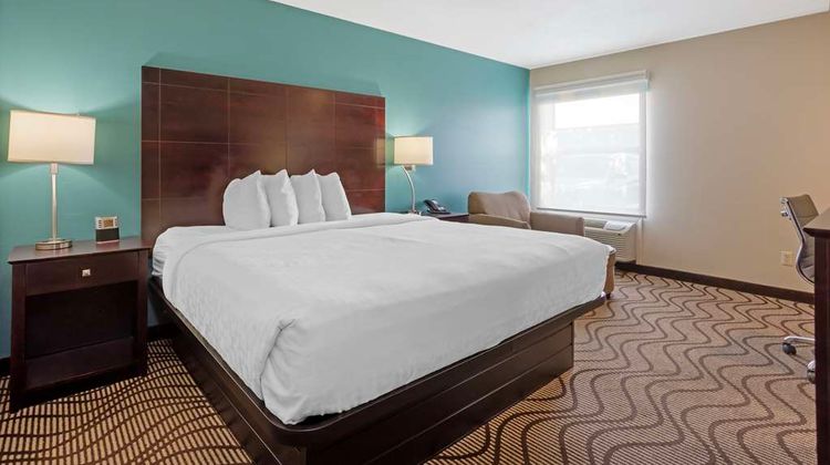 Best Western Plus Lonoke Hotel Room