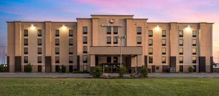 Best Western Plus Jonesboro Inn & Suites Exterior
