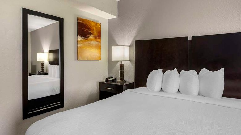 <b>Best Western Plus Jonesboro Inn & Suites Room</b>. Images powered by <a href="https://iceportal.shijigroup.com/" title="IcePortal" target="_blank">IcePortal</a>.