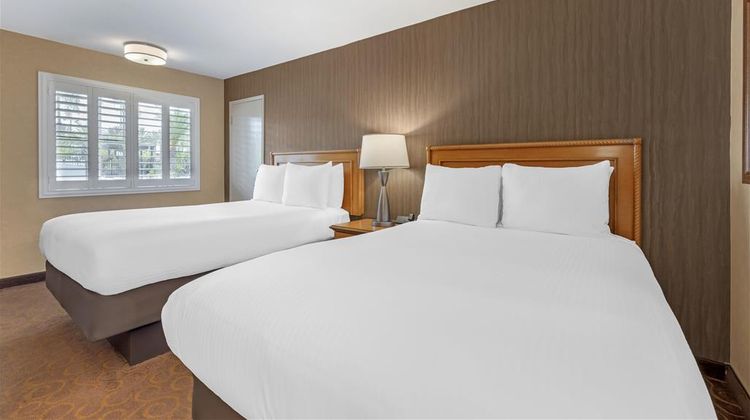 Best Western Plus Pavilions Room