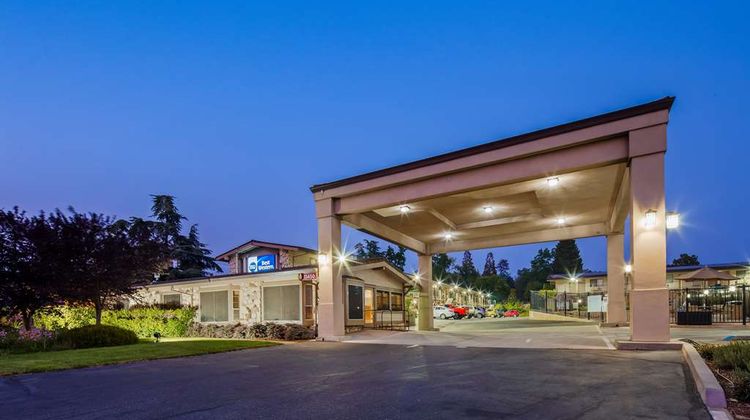 Best Western Golden Key Exterior