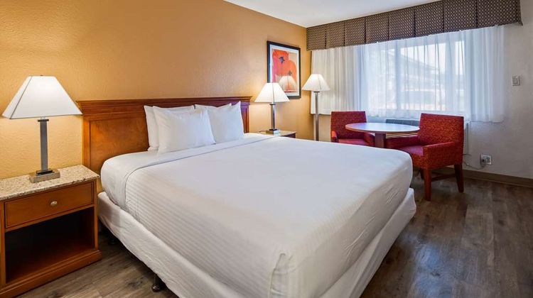 Best Western Golden Key Room