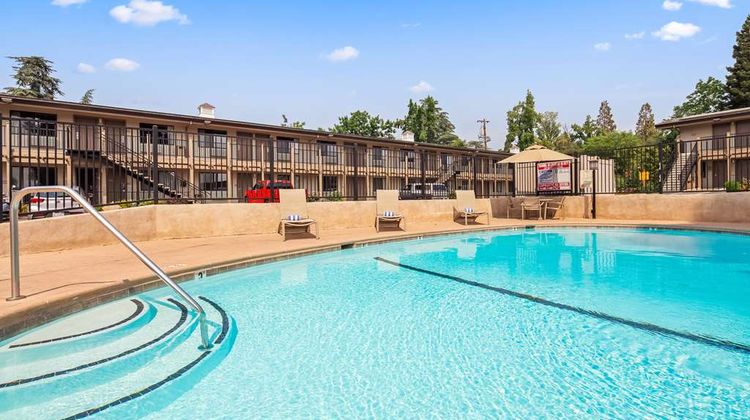 Best Western Golden Key Pool