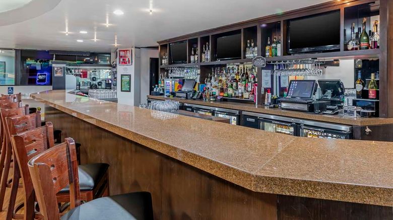 <b>Best Western Canoga Park Motor Inn Restaurant</b>. Images powered by <a href="https://iceportal.shijigroup.com/" title="IcePortal" target="_blank">IcePortal</a>.