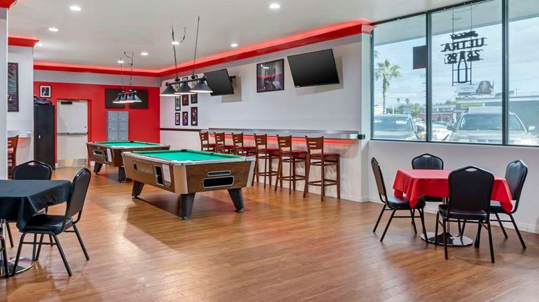 <b>Best Western Canoga Park Motor Inn Restaurant</b>. Images powered by <a href="https://iceportal.shijigroup.com/" title="IcePortal" target="_blank">IcePortal</a>.