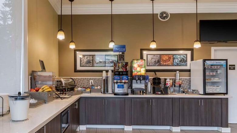 <b>Best Western Carmel's Town House Lodge Restaurant</b>. Images powered by <a href="https://iceportal.shijigroup.com/" title="IcePortal" target="_blank">IcePortal</a>.