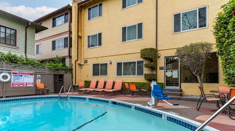 <b>Best Western Carmel's Town House Lodge Pool</b>. Images powered by <a href="https://iceportal.shijigroup.com/" title="IcePortal" target="_blank">IcePortal</a>.