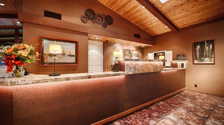 <b>Best Western Plus Humboldt Bay Inn Lobby</b>. Images powered by <a href="https://iceportal.shijigroup.com/" title="IcePortal" target="_blank">IcePortal</a>.