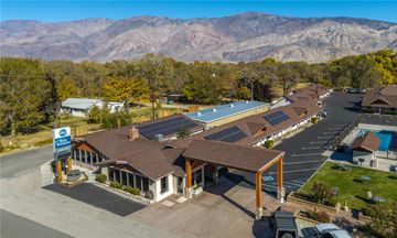 Best Western Plus Frontier Motel