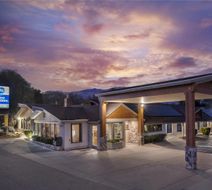 Best Western Plus Frontier Motel Exterior