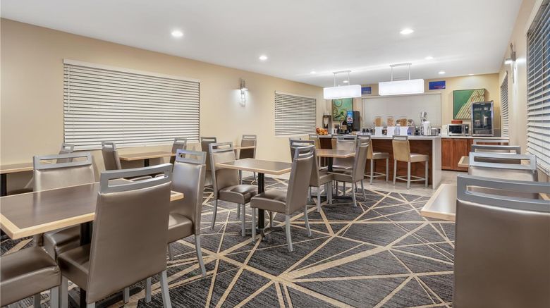 <b>Best Western Town House Lodge Restaurant</b>. Images powered by <a href="https://iceportal.shijigroup.com/" title="IcePortal" target="_blank">IcePortal</a>.