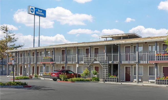 Best Western Petaluma Inn Exterior
