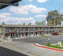 Best Western Petaluma Inn Exterior