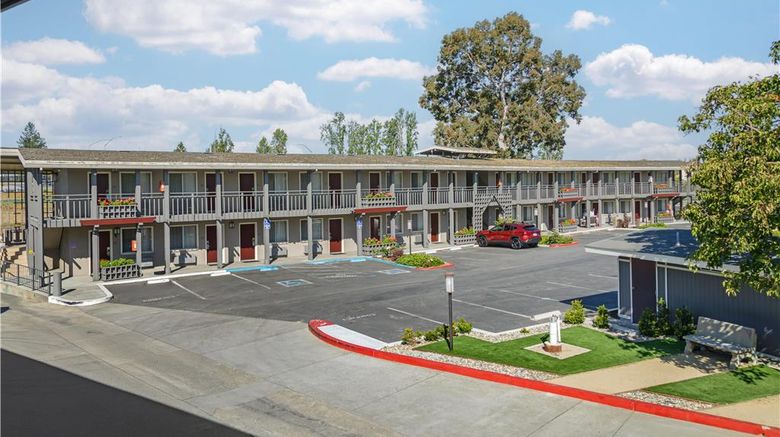 <b>Best Western Petaluma Inn Exterior</b>. Images powered by <a href="https://iceportal.shijigroup.com/" title="IcePortal" target="_blank">IcePortal</a>.