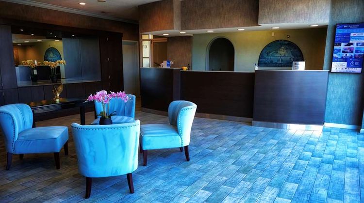 Best Western Inn Lobby
